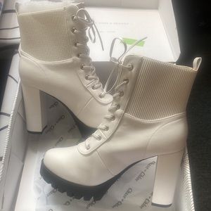Chase & Chloe Brandy Block Heel Combat Boot size 8 color white PU